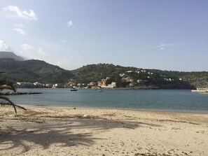 Beach nearby, beach towels