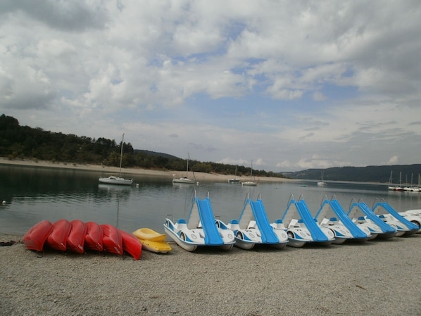 Sun loungers - Domaine de La Tourelle, grand studio (Lorgues)