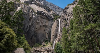 The Ahweanee in Foresta, Inside Yosemite National Park