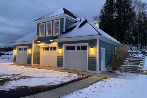 Above garage apartment