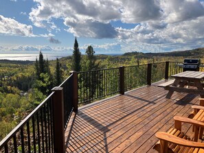 تناول الطعام بالخارج