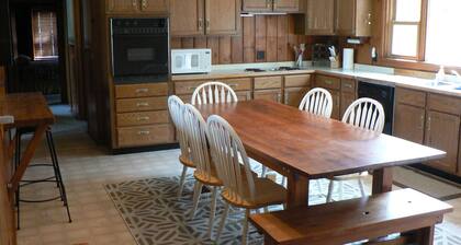 Lake Hayward. Private Lakefront Within Walking Distance To Downtown Hayward
