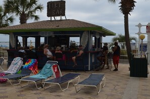 Bar (on property) - A Family-Friendly Vibrant 8th Floor Retreat,  2 Queen Beds in Bedroom (Panama City Beach)