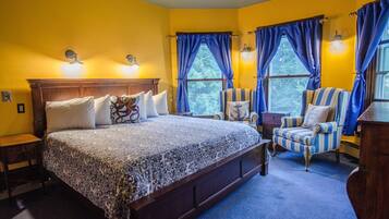 2 bedrooms, premium bedding, memory foam beds, free internet