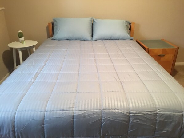 1 chambre, bureau, accès au Wi-Fi (inclus), literie fournie