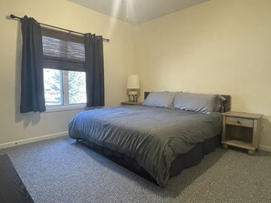 3 bedrooms, WiFi, bed sheets