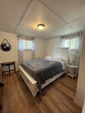 2 bedrooms, Internet, bed sheets