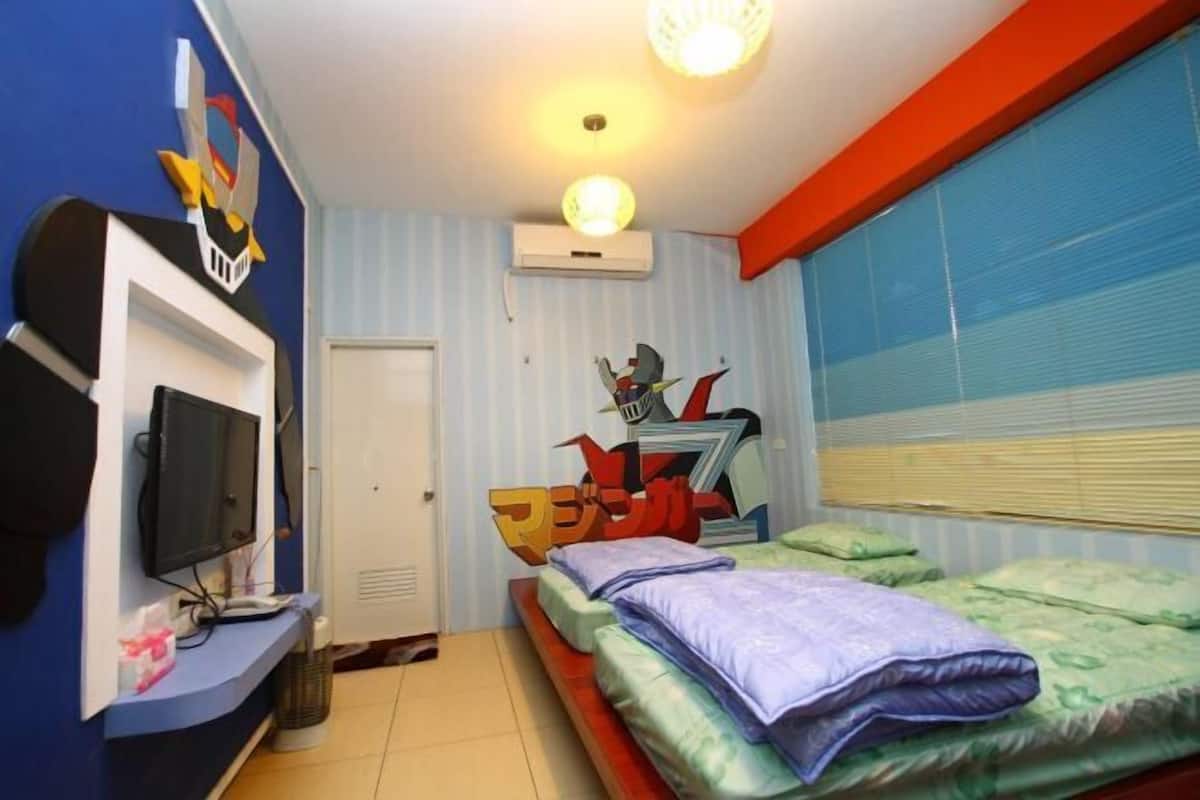Desk, free WiFi, bed sheets