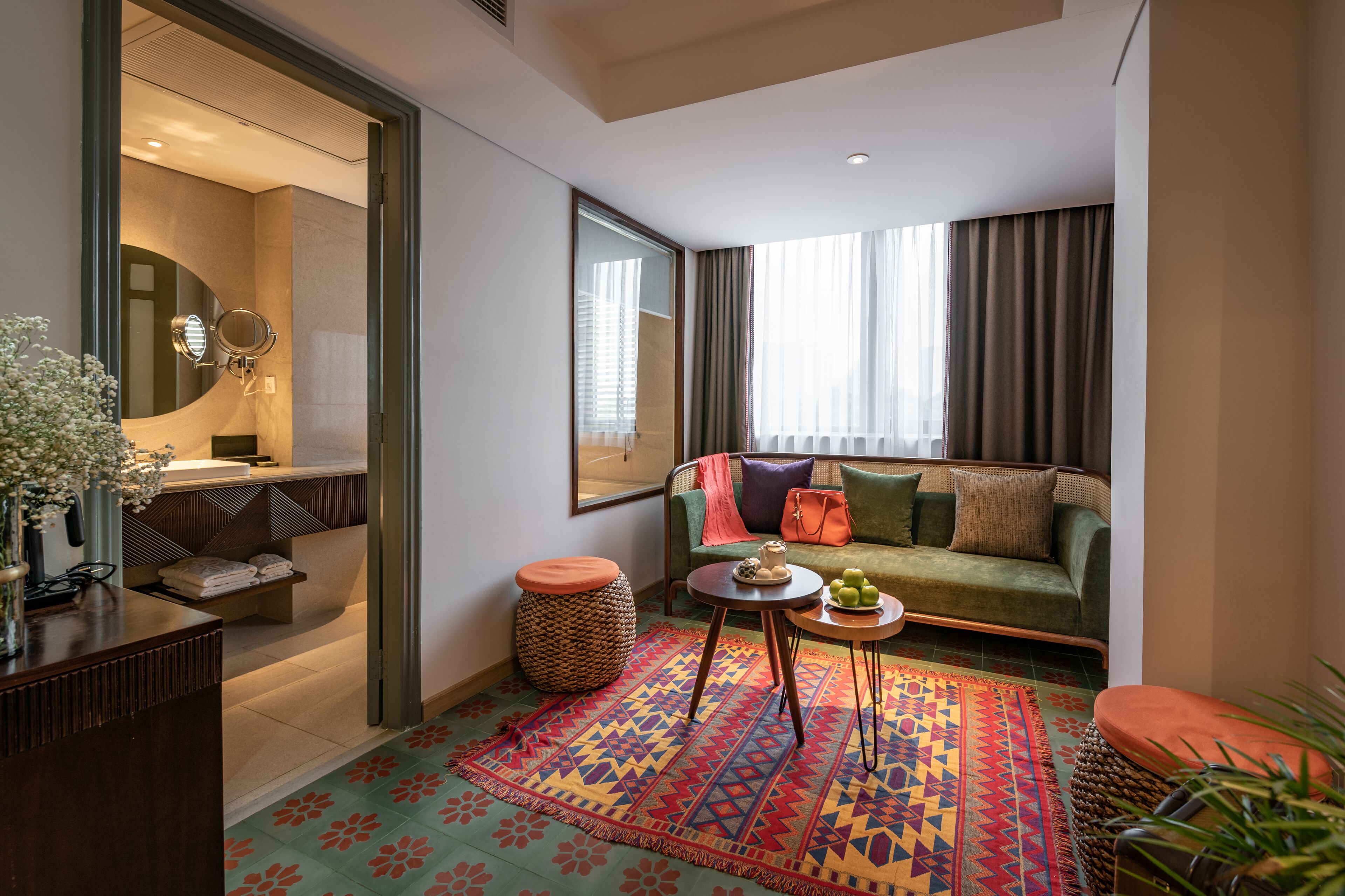 suite city view + afternoon tea on rooftop | 1 bedroom, minibar, in-room safe, desk