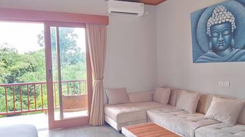 Suite | Individually decorated, individually furnished, desk, laptop workspace