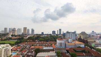 Signature Suite, 3 Bedrooms, City View | Exterior