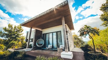 Chalet Deluxe, vista al océano | Terraza o patio