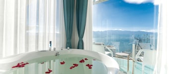 Butterfy Seaview Resort Villa