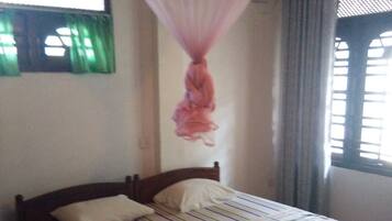 2 Schlafzimmer, Zimmersafe, Bettwäsche