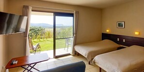 Căn hộ, hiên | 1 phòng ngủ, chăn bông, bàn, khu vực làm việc phù hợp cho laptop 