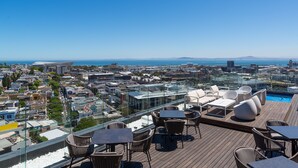 Unclassified image, 5 of 38, button - Mirage 1202 (Cape Town)