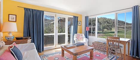 Télévision à écran plat