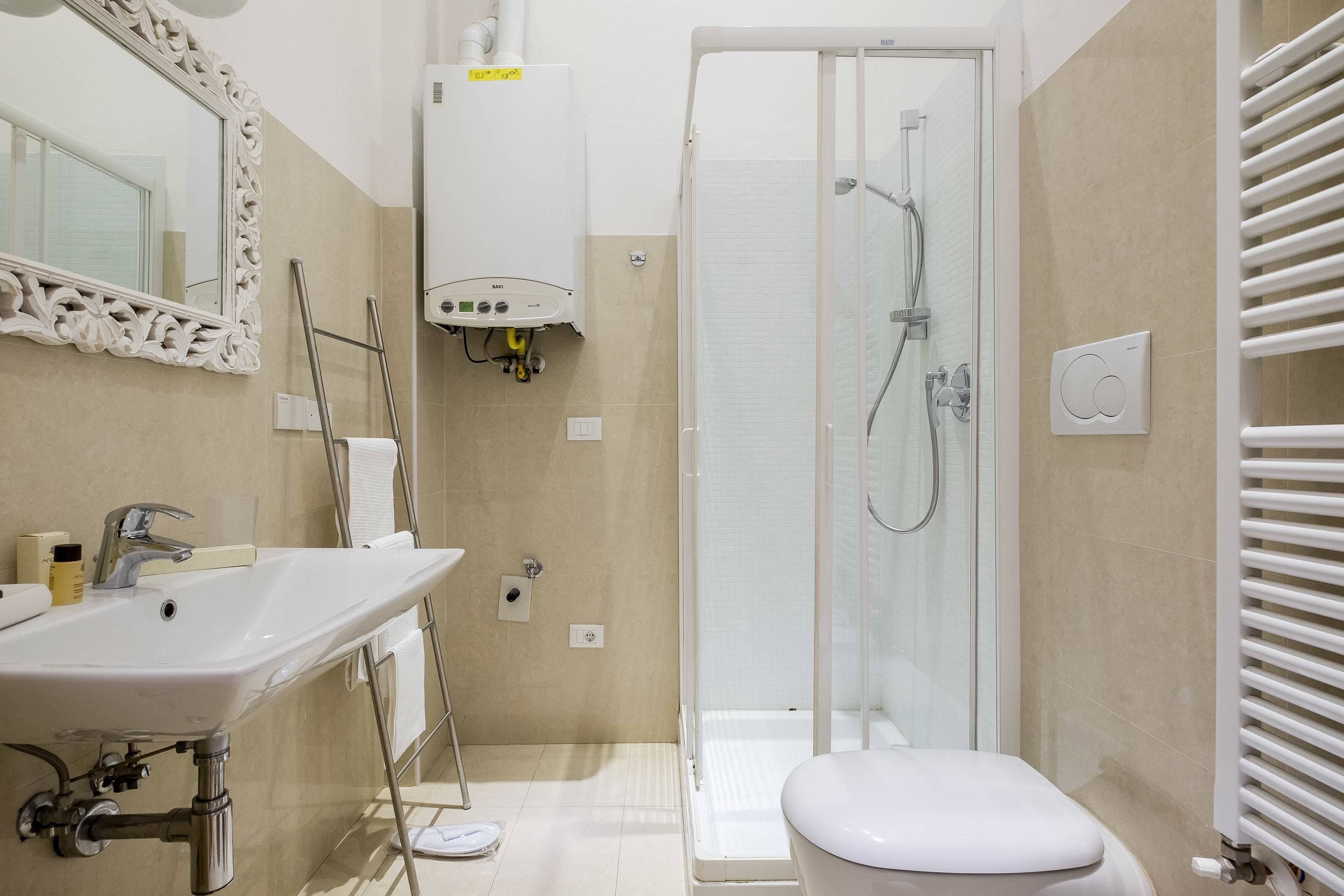 Foto - Cavalieri's Grand