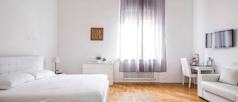 Superior Room, 1 Katil Ratu (Queen) dengan Katil Sofa | Meja, langsir/tirai gelap terus, katil lipat simpan/tambahan