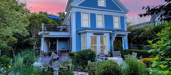 Spacious Dog-Friendly Home with Parking -- West End on Commercial St.!