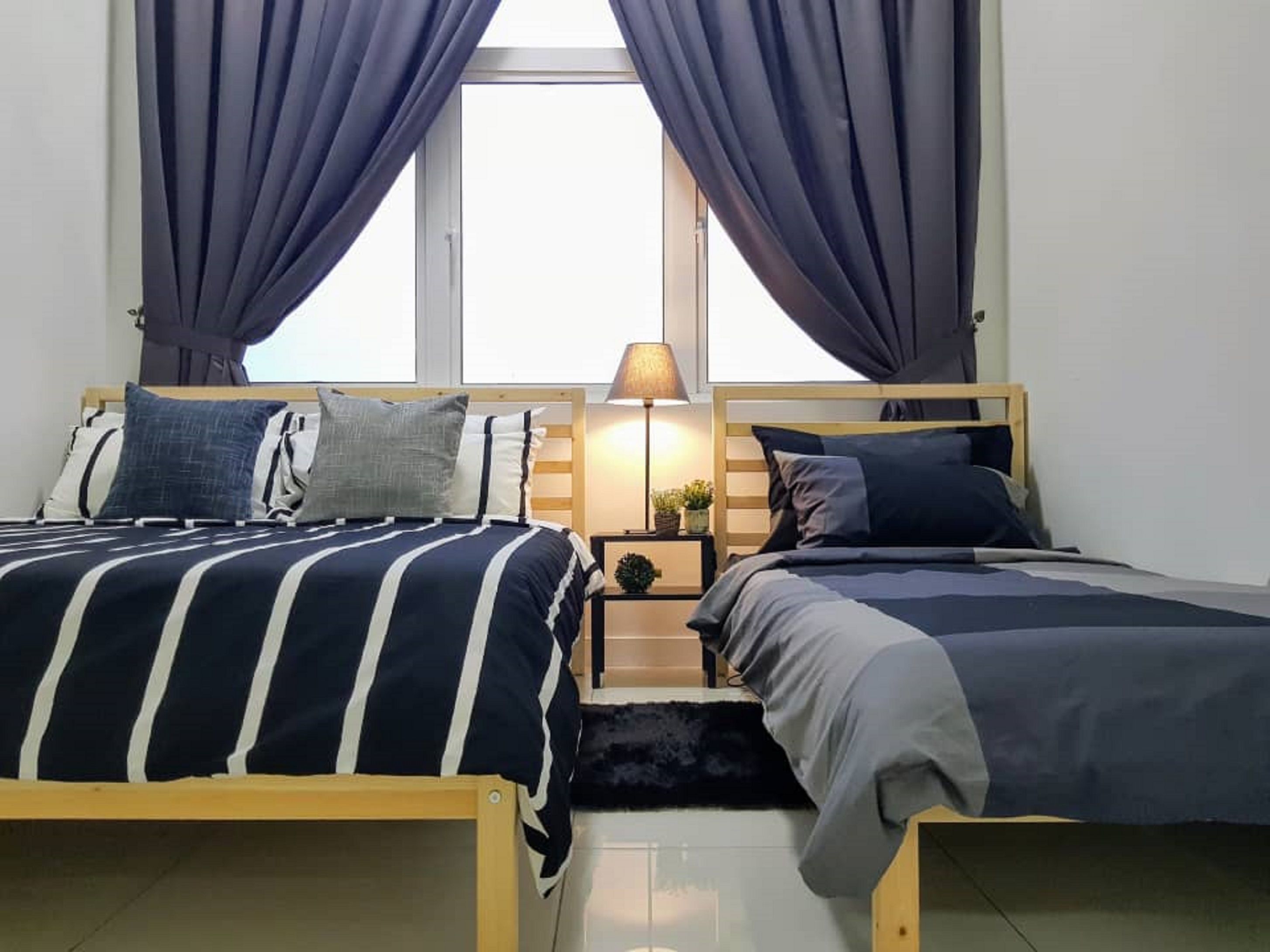 Apartment, 3 Bedrooms | 3 bedrooms, individually decorated, individually furnished, desk