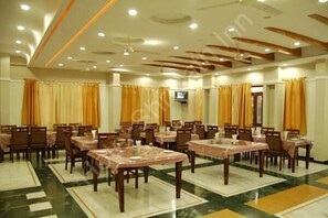 Restaurant - Hotel Shrinathinn (Nathdwara)