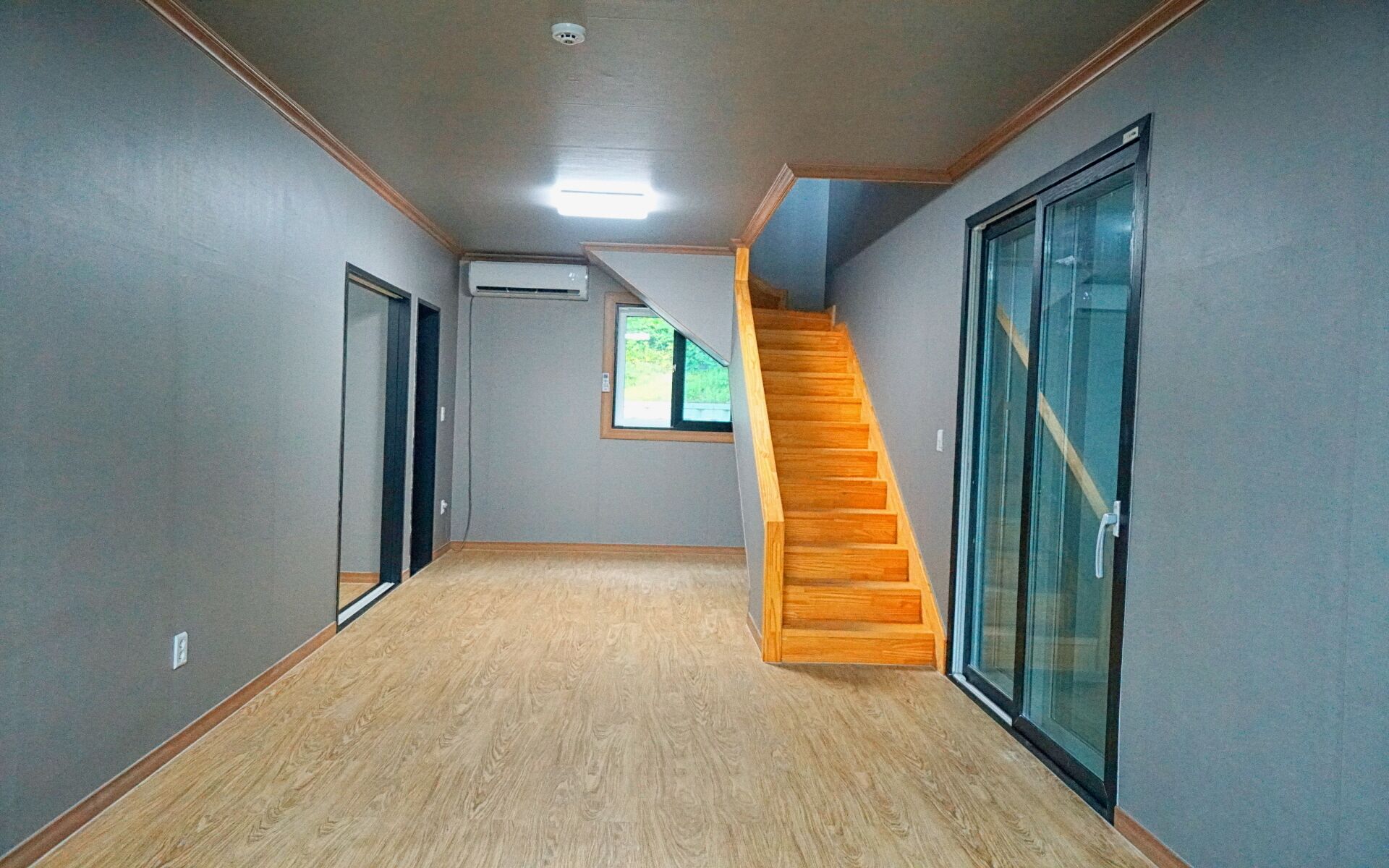 Televisión LED 55 pulgadas con canales de televisión por cable