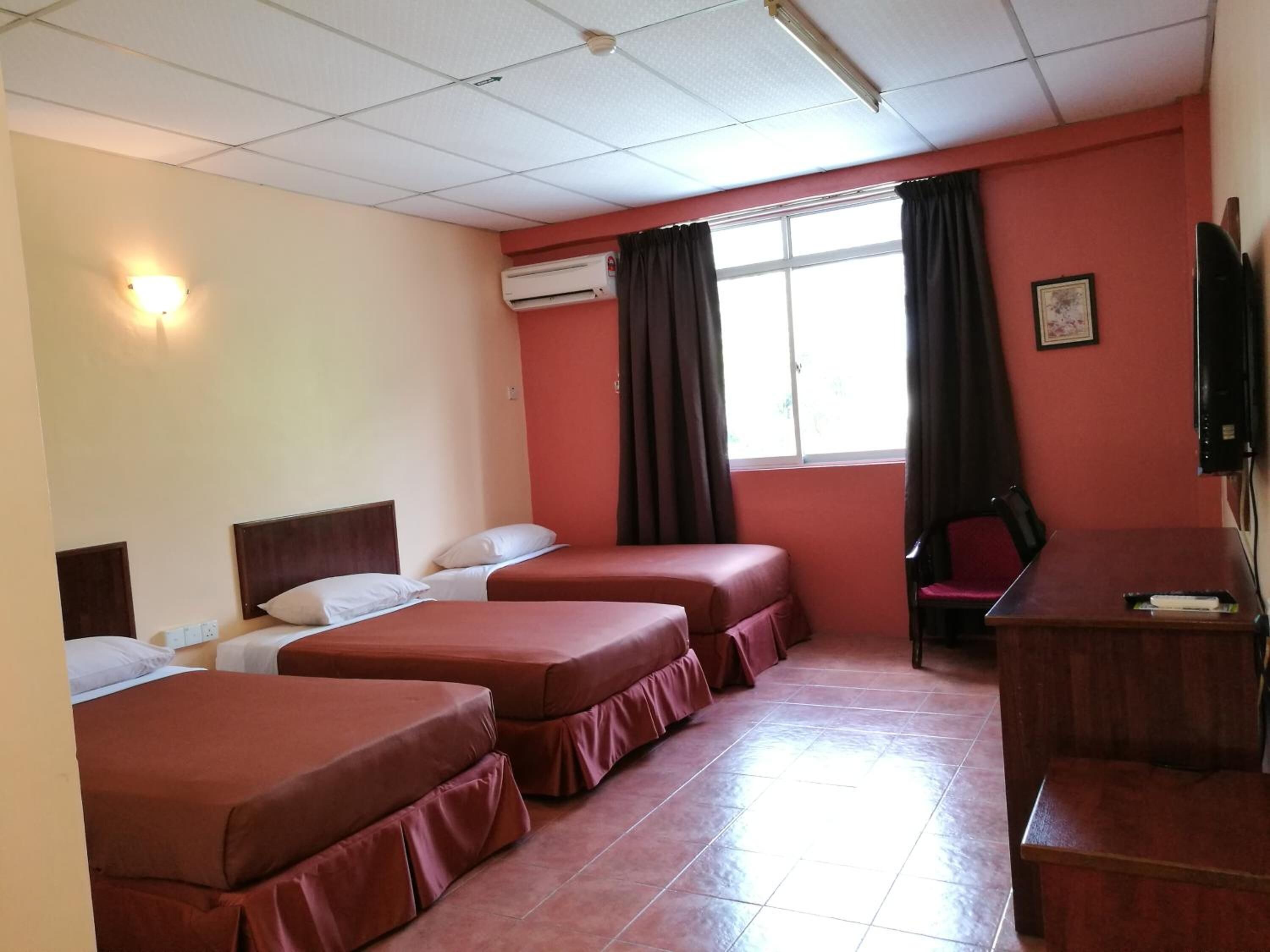 premium bedding, individually decorated, individually furnished, desk