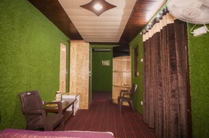 Quarto luxo, 1 cama de casal | Escrivaninha, Wi-Fi de cortesia