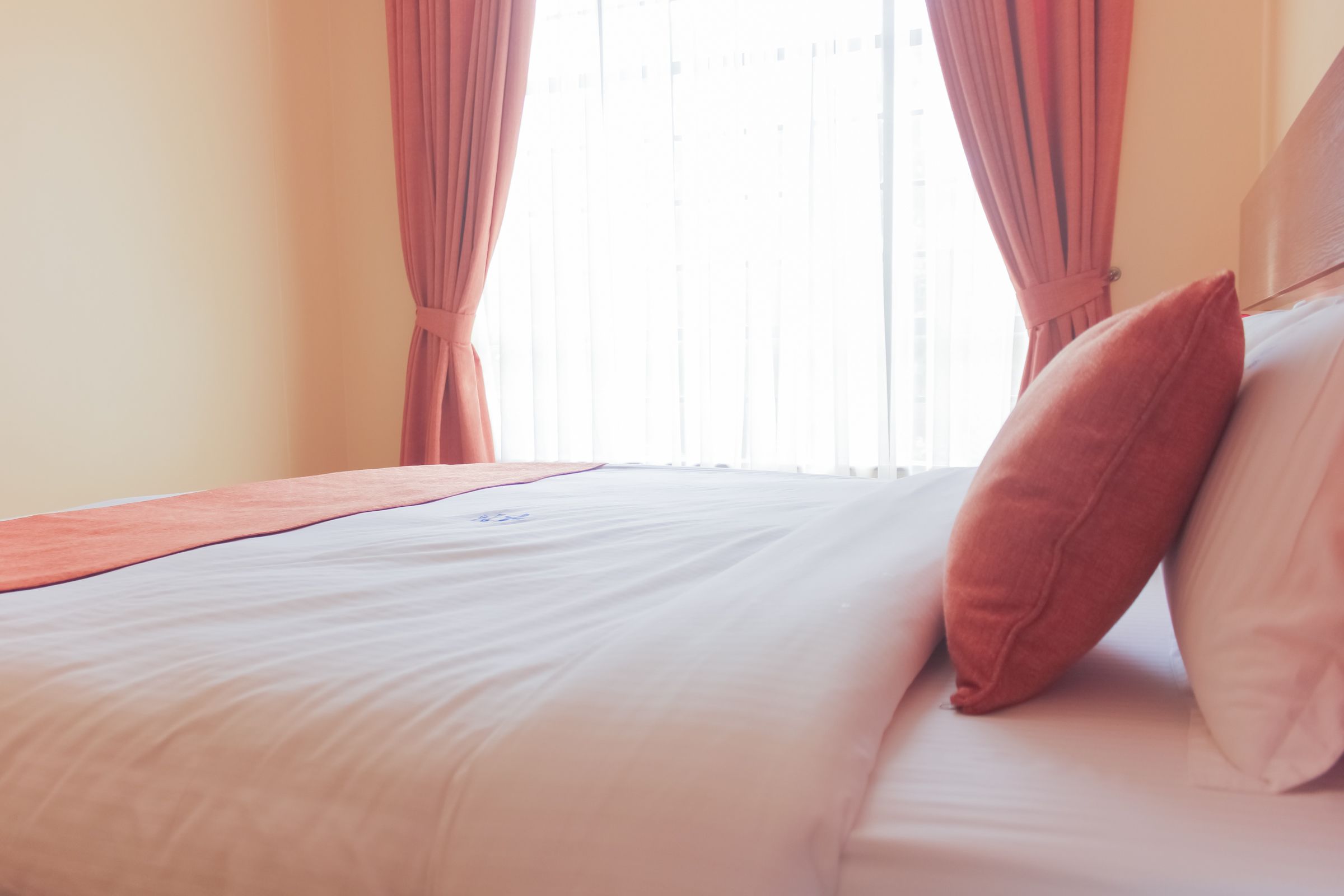 Habitación Deluxe | Sábanas de algodón egipcio, ropa de cama de alta calidad y escritorio 