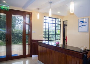 Lobby - LIA Hotel & Training Centre (Nairobi)