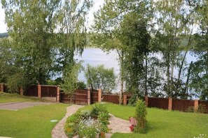 Property grounds - Hotel Son and Len (Privolzhsk)