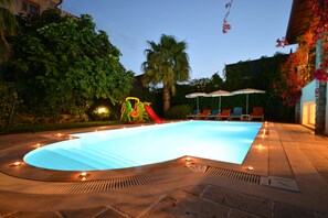 Piscina all'aperto