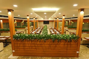 Restaurant - Sunstar Residency & Food Plaza Pala (Meenachil)