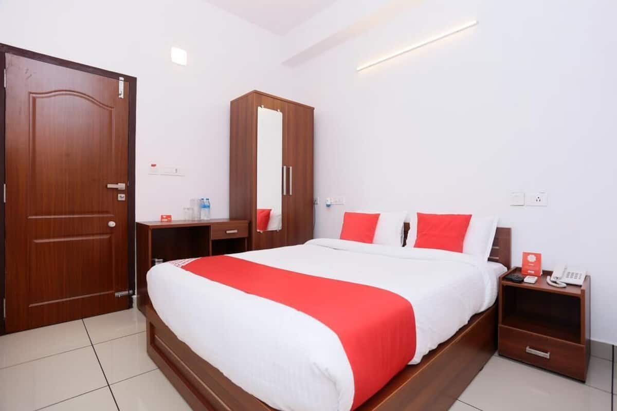 Deluxe-Zimmer, 1 Queen-Bett, barrierefrei, Nichtraucher | Zustellbetten