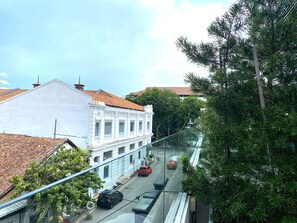Balcony view - Victoria Garden Hotel (George Town)