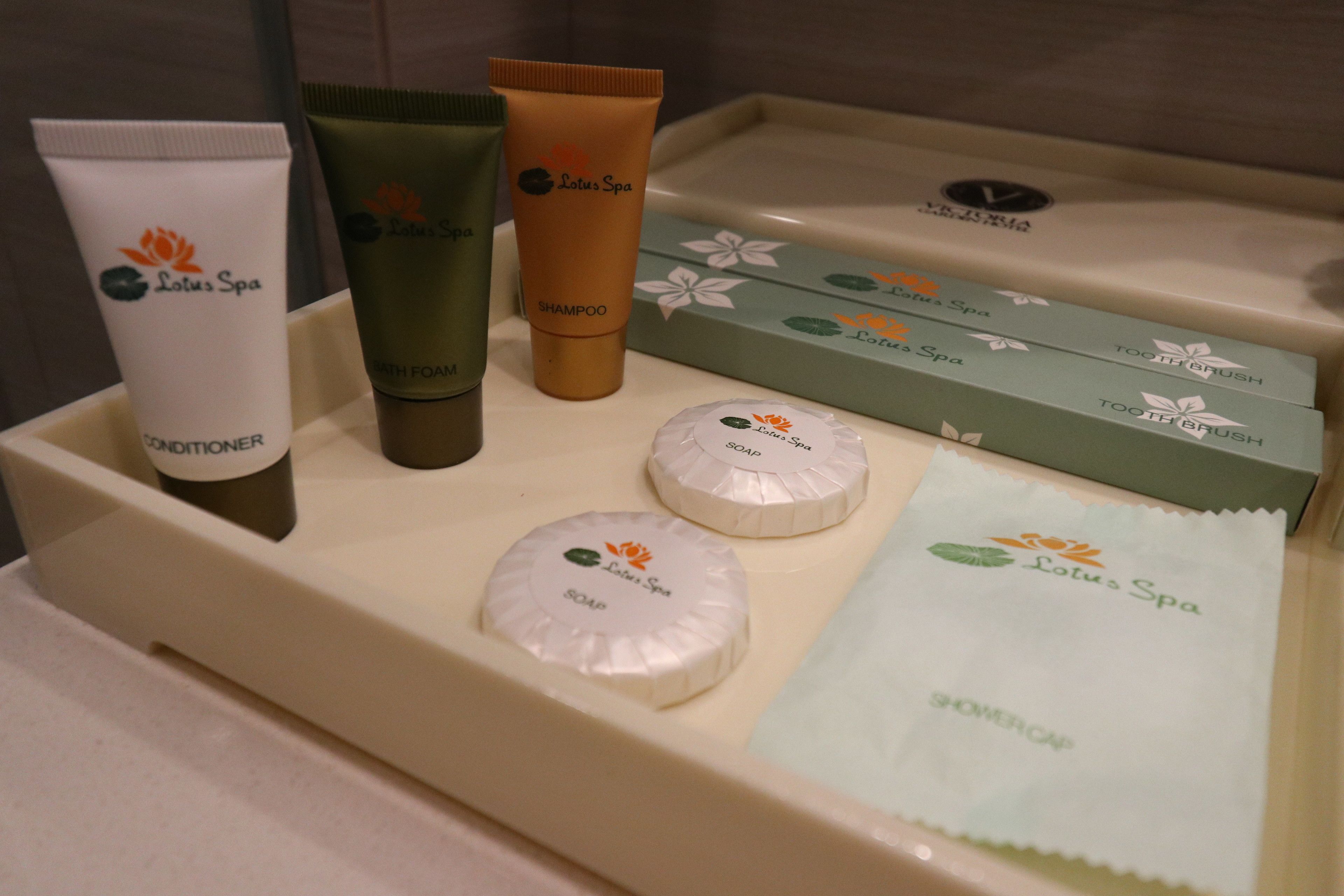 premier king room | 1 bedroom, minibar, in-room safe, desk