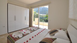 Unclassified image, 3 of 49, button - Villa Merkur (Fethiye)