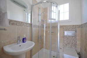 Bathroom - Villa Merkur (Fethiye)