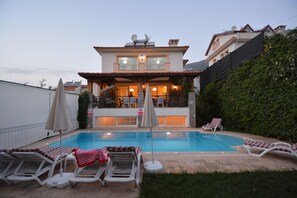 Outdoor pool - Villa Merkur (Fethiye)