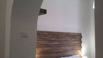 Double Room, Balcony | Desk, blackout drapes, soundproofing, cribs/infant beds