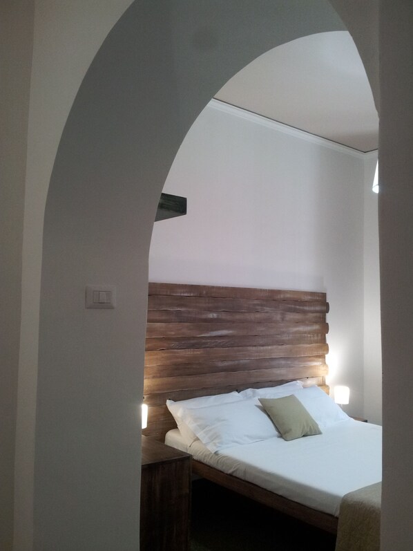 Double Room, Balcony | Desk, blackout drapes, soundproofing, cribs/infant beds - Domus Enna (Enna)