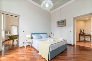 Apartment, 2 Schlafzimmer | 2 Schlafzimmer, Bügeleisen/Bügelbrett, kostenloses WLAN, Bettwäsche