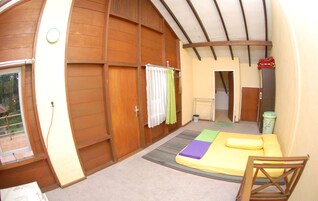 Villa, 3 Bedrooms | 3 bedrooms, rollaway beds, free WiFi