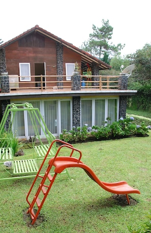 Property amenity - Villa ChavaMinerva Istana Bunga-Lembang (Parongpong)