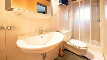 Free toiletries, hair dryer, towels