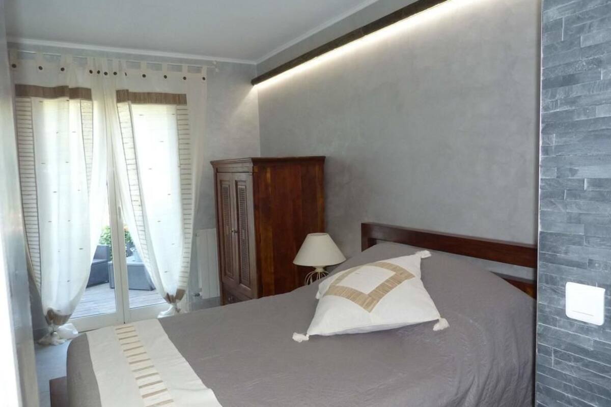 Chambre Double, vue piscine (Carpe Diem)
