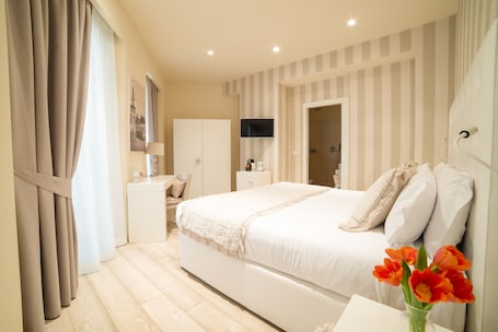 Deluxe Room, Balcony, City View | View from room