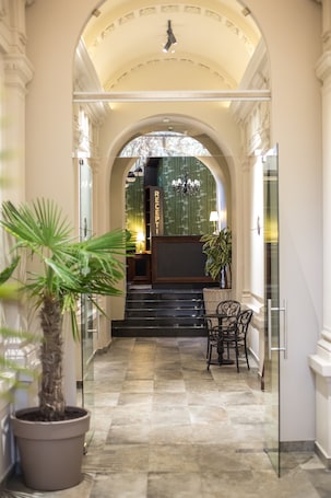 Interior entrance. Hotel Grand Hedonist