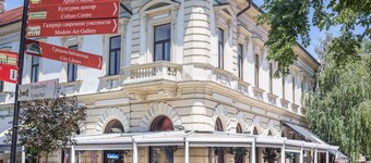 Hotel Grand Hedonist